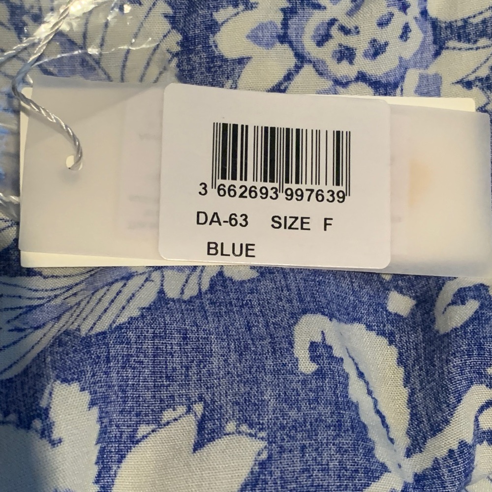 Miss June Paris ~ Chiara Dress /Elegant Blue Floral Long Sleeve Dress
Size F - Picture 8 of 9